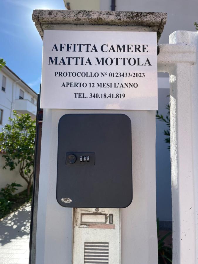 Affitta Camere Di Mattia Self Check In Fiumicino Exterior foto